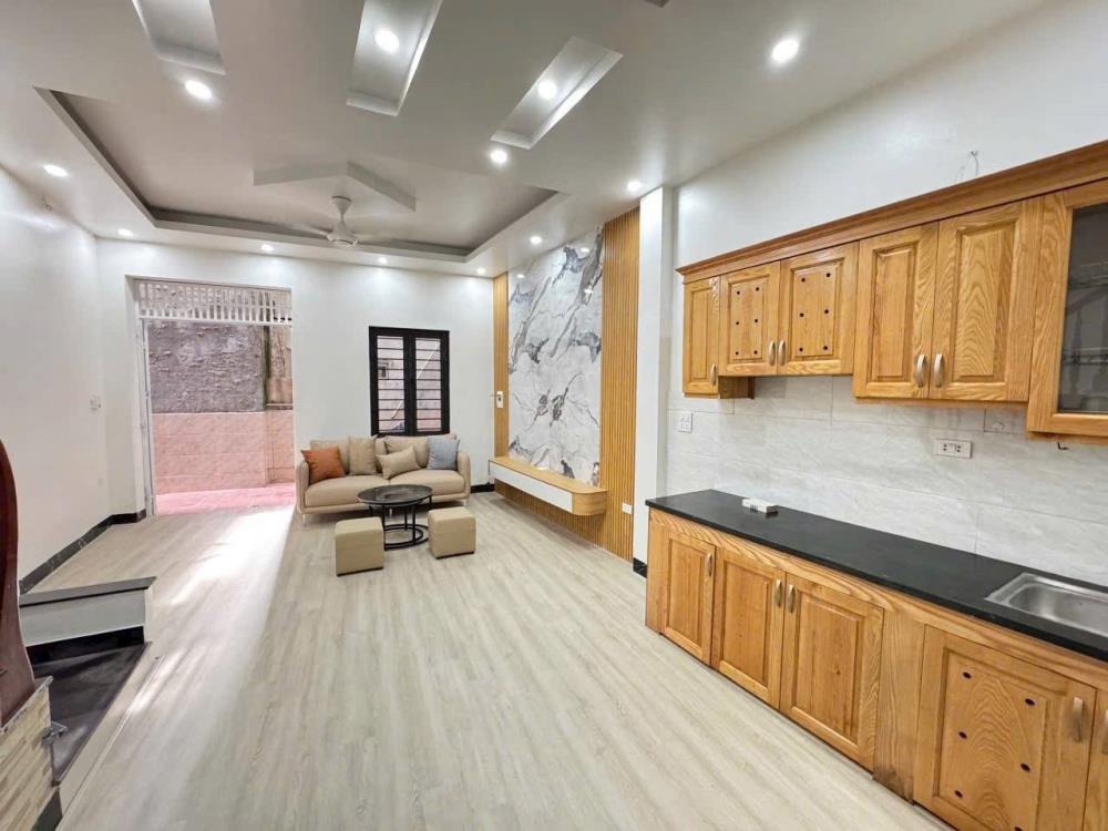Bán Căn Góc Trung Tâm Văn Phú - 30m2, 5 Tầng, Giá Tốt
