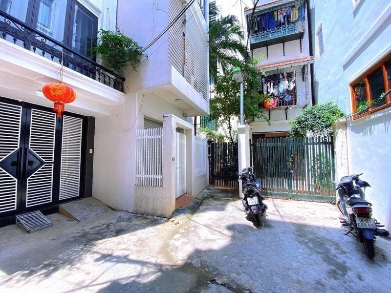 Dòng Tiền Ổn Định: Cho Thuê CHDV 11 Phòng, 7 Tầng, Thang Máy, Ô Tô Vào Nhà - Giá 17.6 Tỷ