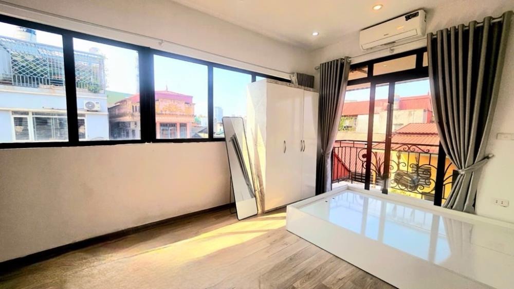 Siêu Hiếm 5 Tầng, Cạnh Quận Ủy Cầu Giấy - 46m - Dòng Tiền 50tr/th