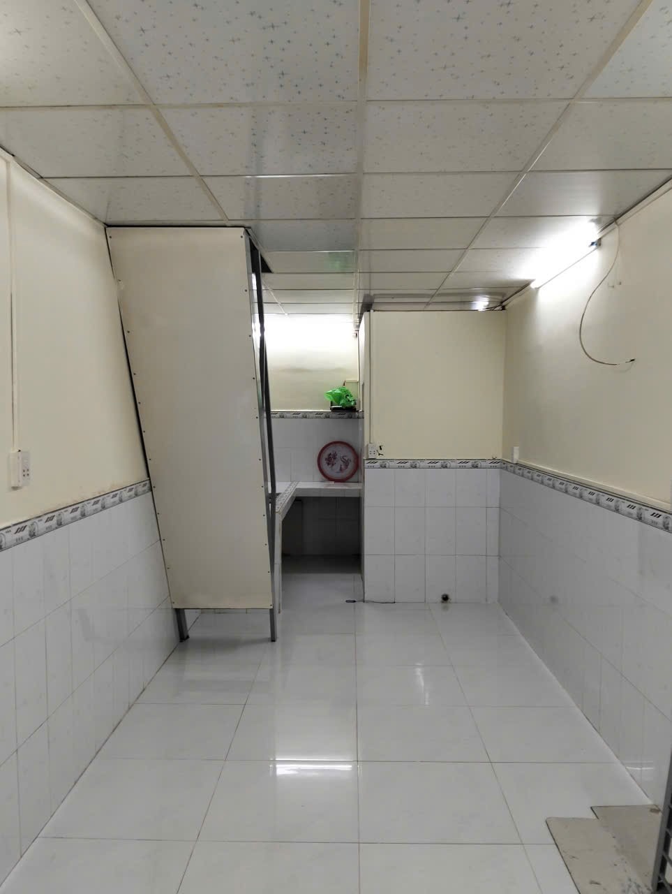 Bán nhà đường Võ Văn Kiệt, Quận 5 - 27m², 2 tầng, hẻm 4m - Giá 3.8 tỷ