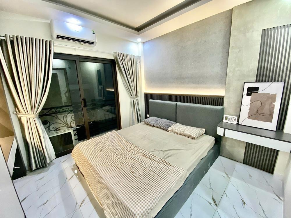 Bán nhà mới đẹp, 5 tầng, 4m mặt tiền, gần Ngã Tư Sở - Quận Thanh Xuân
