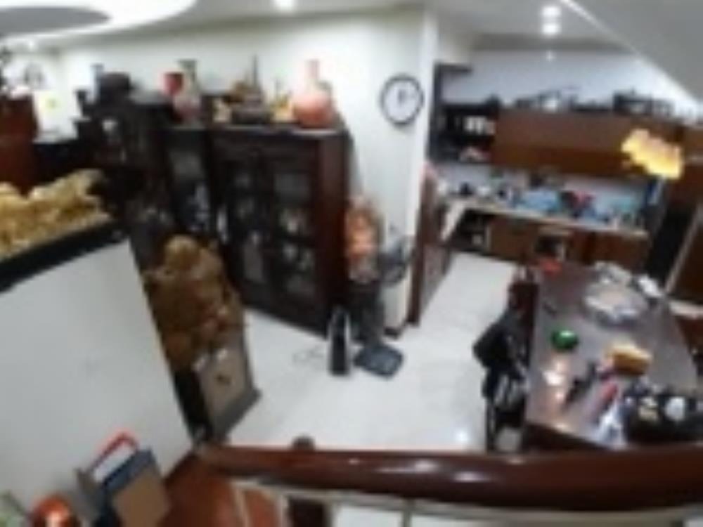 ⭐️ Bán Gấp Nhà Phân Lô Phố Lạc Trung - 90m2, 4 Tầng, MT 7m, Giá 25.9 Tỉ