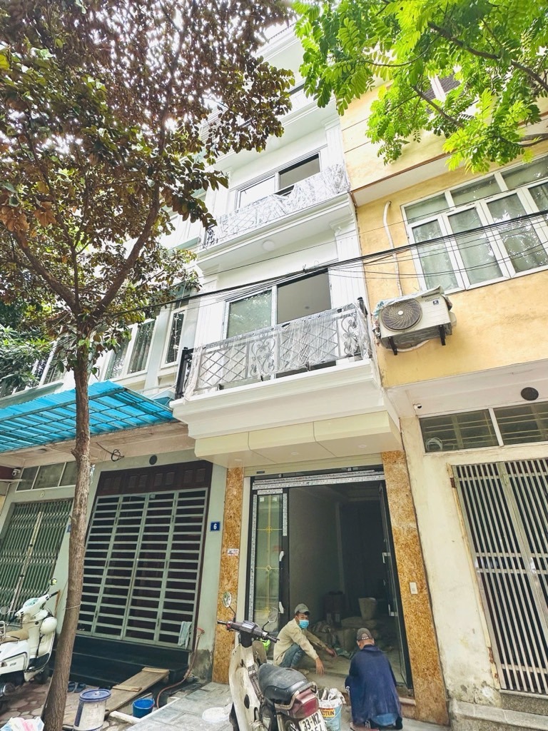 Bán Nhà Phú Diễn: 6 Tầng, Thang Máy, Vỉa Hè, Ô Tô Tránh - Giá 13.9 Tỷ