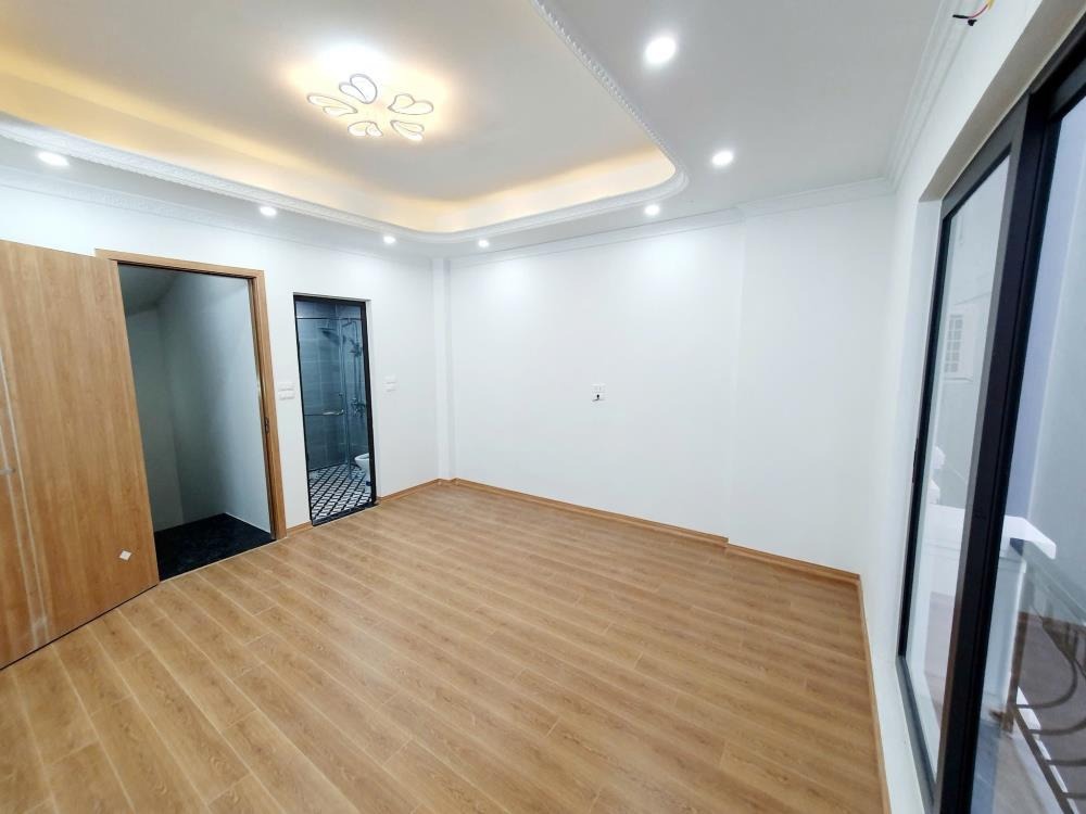 Cổ Nhuế - Nhà Mới 6 Tầng, Mặt Tiền Rộng, Giá 7.25 Tỷ