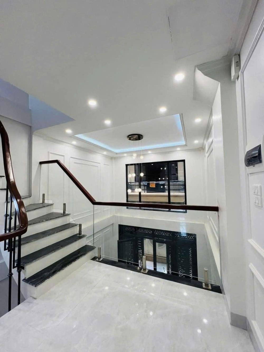 Bán Nhà Lê Trọng Tấn - Thanh Xuân: 51m2 x 6 Tầng, Mặt Tiền, Giá Tốt