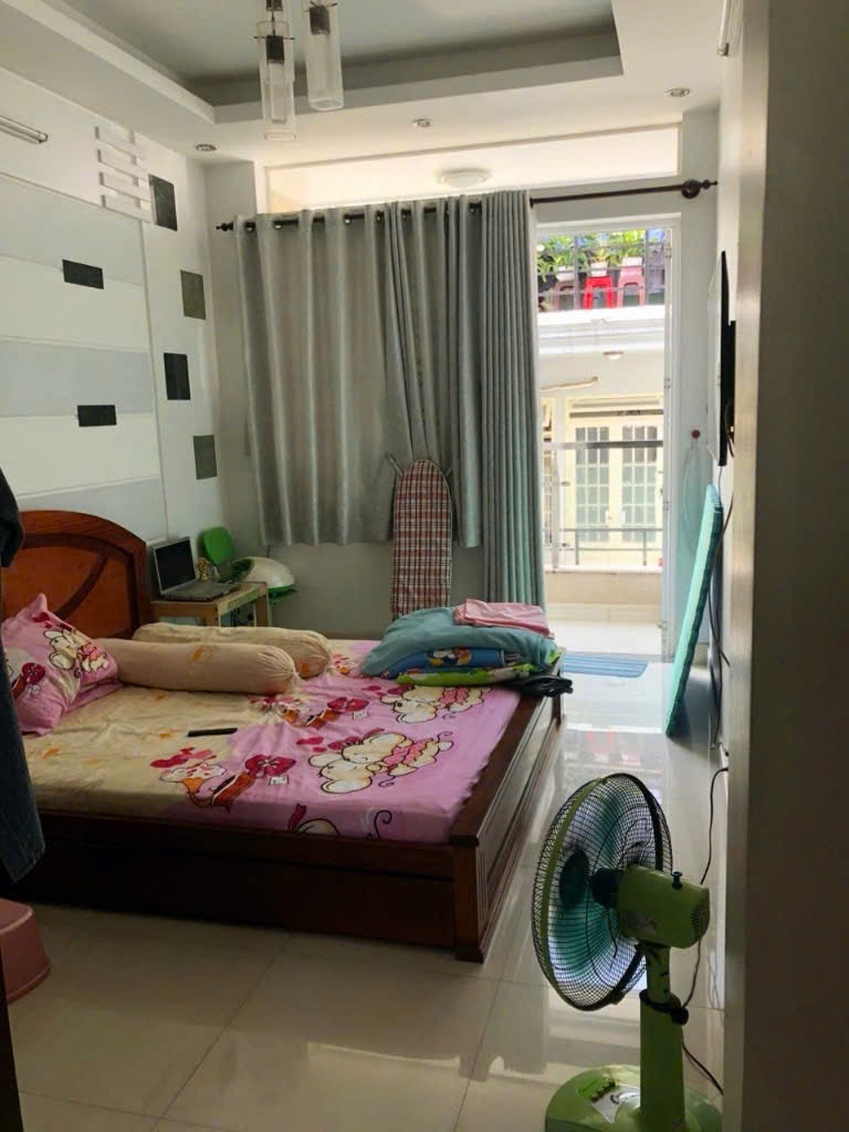 Bán Nhà Đẹp Quận 3 - 5PN, Hẻm 4m Nguyễn Thiện Thuật - Giá 7.5 Tỷ