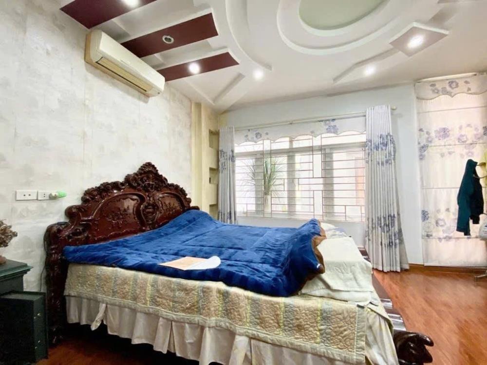 Nhà Mặt Phố Hà Đông 4 Tầng, 8m Mặt Tiền, Kinh Doanh Đỉnh Cao - Giá 10 Tỷ