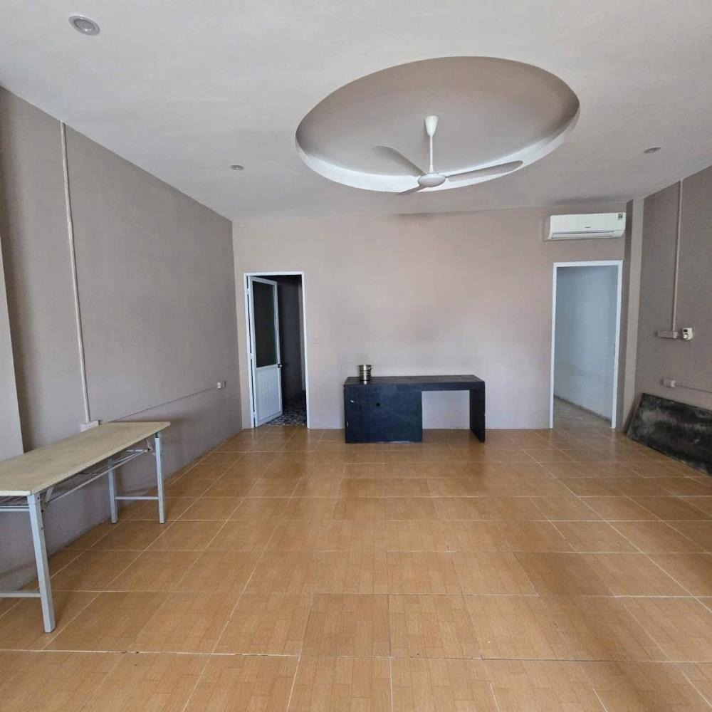 Bán Đất Tây Hồ Tặng Nhà 4 Tầng - Vị Trí Đắc Địa, Kinh Doanh Sầm Uất