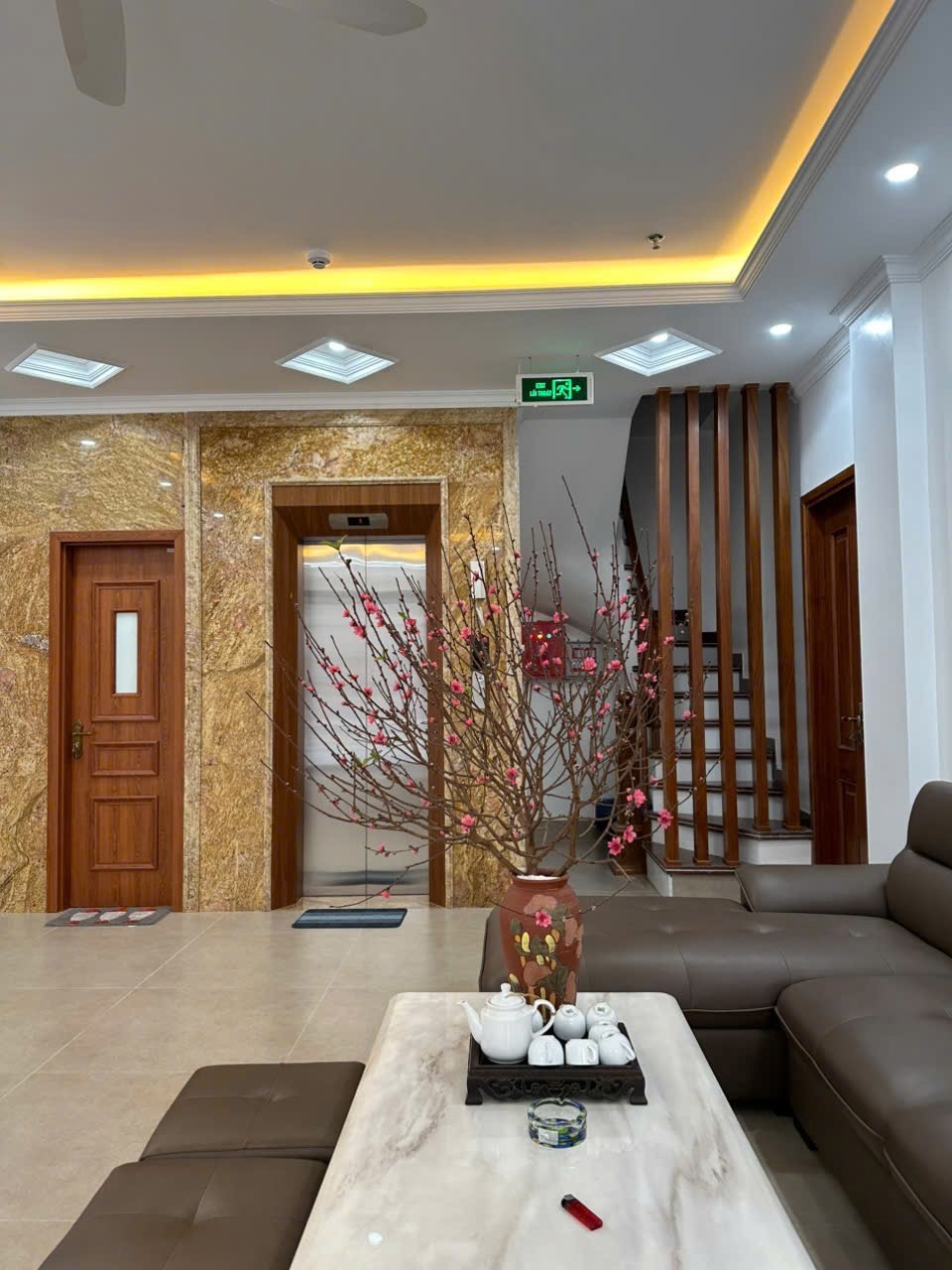 Bán nhà 7 tầng, căn góc 2 mặt tiền Nguyễn Đồng Chi, Cầu Giấy