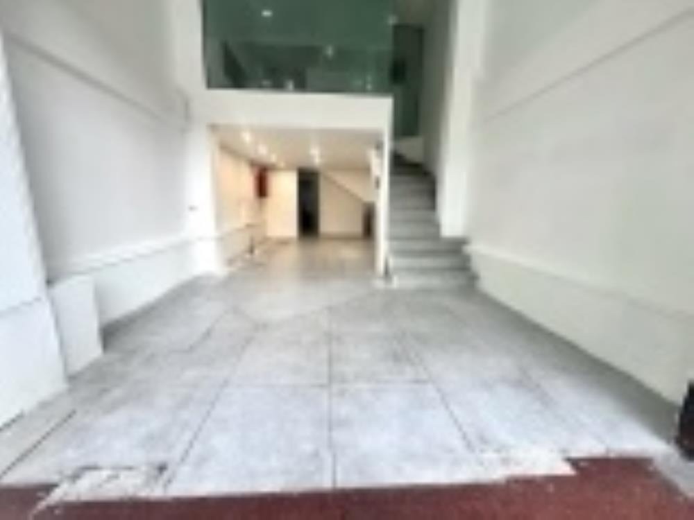 Cho Thuê Mặt Bằng Mặt Tiền Trần Hưng Đạo, Quận 5 - Vị Trí Đắc Địa