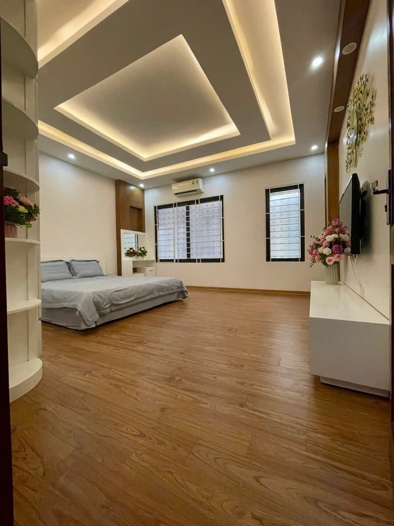 🏡 Nhà Phường Đông Ngạc 50m² 4 Tầng, Ô Tô Đỗ Cửa, Giá Chỉ 8x Tỷ