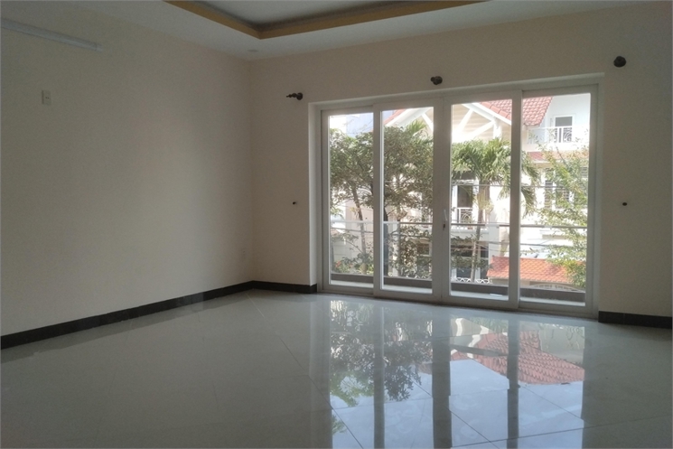 NHÀ 3 TẦNG 2 MẶT TIỀN ĐÂT 90M2 NGANG 5M – TRUNG TÂM TP – GIÁ CHỈ 7.85 TỶ
