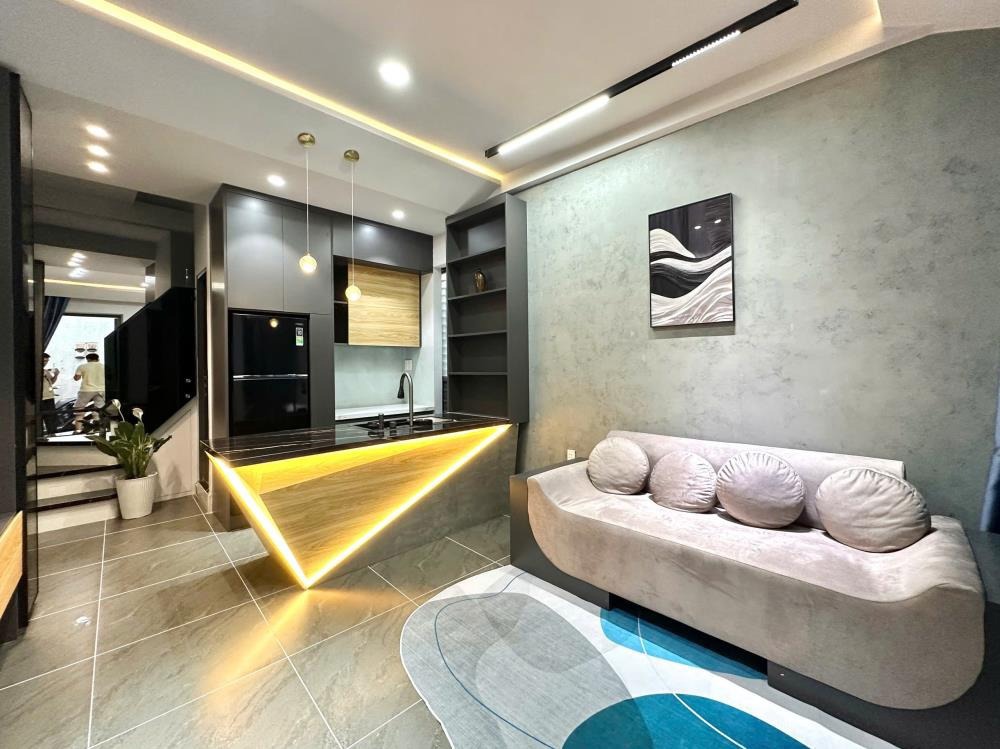 Bán Gấp Nhà Quận 3 - Trần Văn Đang - Nội Thất Đầy Đủ - Sổ Hồng Riêng