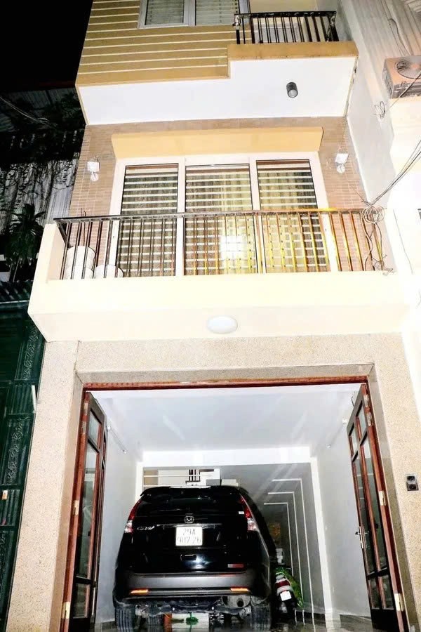 Bán nhà phố Thái Hà 69m² x 5 tầng, MT 6m, Ô tô đỗ cửa - 20 tỷ