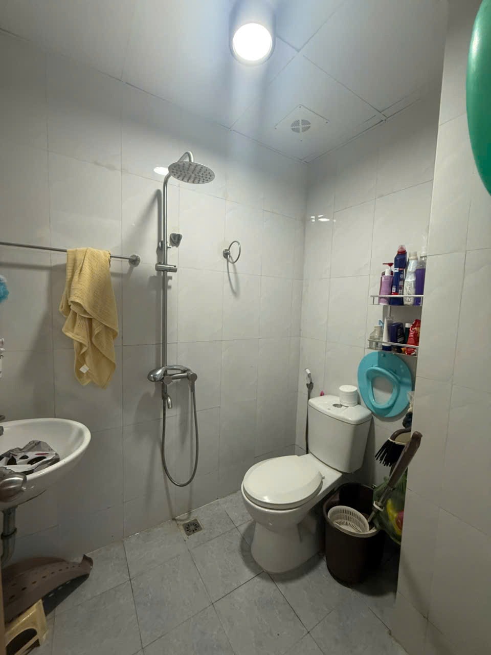 Chỉ 2.4 tỷ - Sở Hữu Căn Hộ 70m² Full Nội Thất Tại Chung Cư Thanh Hà