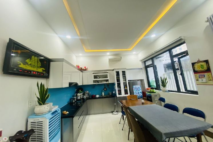 Chủ cần bán NHÀ 3 TẦNG LÔ GÓC đường CHÍNH HỮU – Khu vực Du lịch & Kinh doanh sầm uất – Gần Biển Mỹ