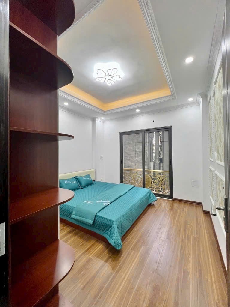 Bán nhà Vĩnh Hưng: Ngõ ô tô, 5 tầng, Full nội thất - Vị trí đắc địa, Tiện ích vượt trội