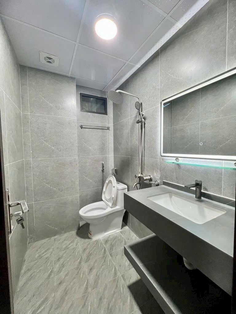 Bán nhà Vĩnh Hưng: Ngõ ô tô, 5 tầng, Full nội thất - Vị trí đắc địa, Tiện ích vượt trội