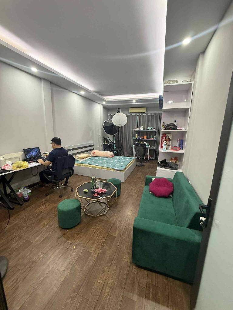 Bán nhà trung tâm Hai Bà Trưng 40m² Ra Phố, Lô Góc, Giá 10.5 Tỷ
