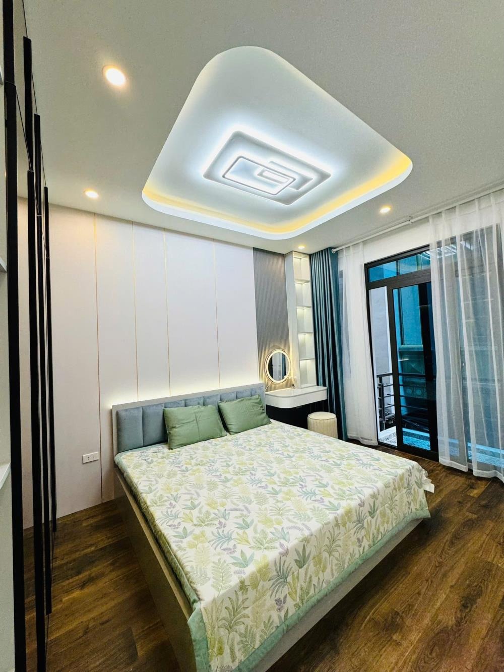 Bán Gấp Nhà Phố Khương Hạ - 35m2 - 5 Tầng - Hơn 7 Tỷ - Vị Trí Đẹp