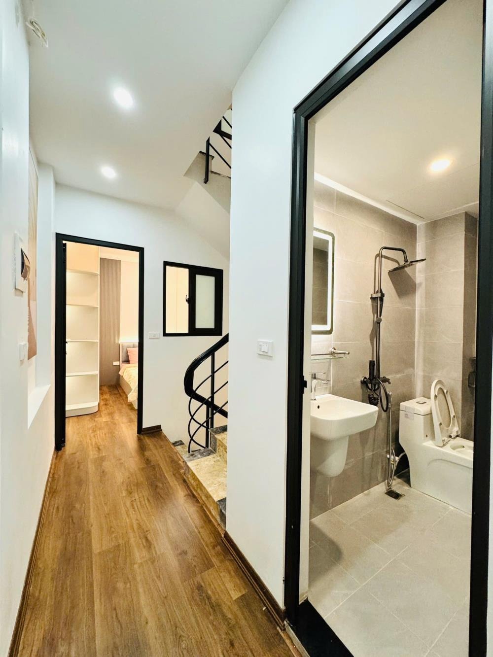 Bán Gấp Nhà Phố Khương Hạ - 35m2 - 5 Tầng - Hơn 7 Tỷ - Vị Trí Đẹp
