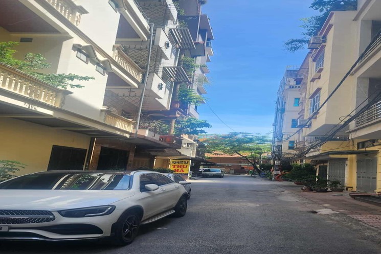 Oto tránh, KD VP, Doãn Kế Thiện, Cầu Giấy, 50m2 x 5T, MT 4.5m, 16 tỷ