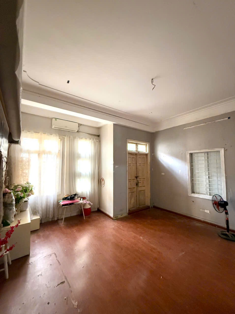 Cho Thuê Nhà Nguyên Căn 70m2, 2 Phòng Ngủ, Ngõ Ô Tô Nguyễn Khánh Toàn, Cầu Giấy - 9tr/tháng
