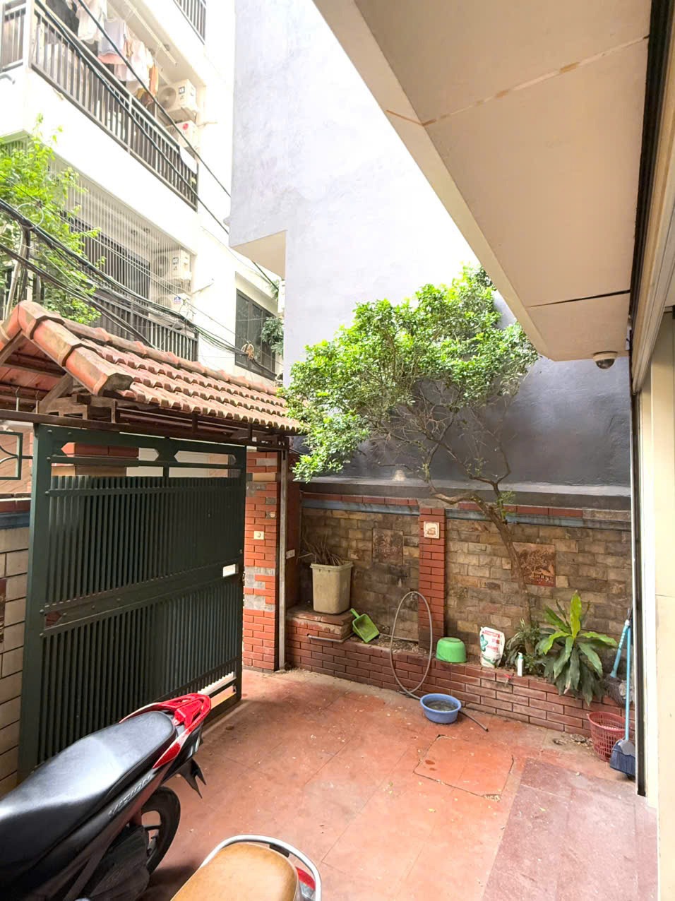 Cho Thuê Nhà Nguyên Căn 70m2, 2 Phòng Ngủ, Ngõ Ô Tô Nguyễn Khánh Toàn, Cầu Giấy - 9tr/tháng