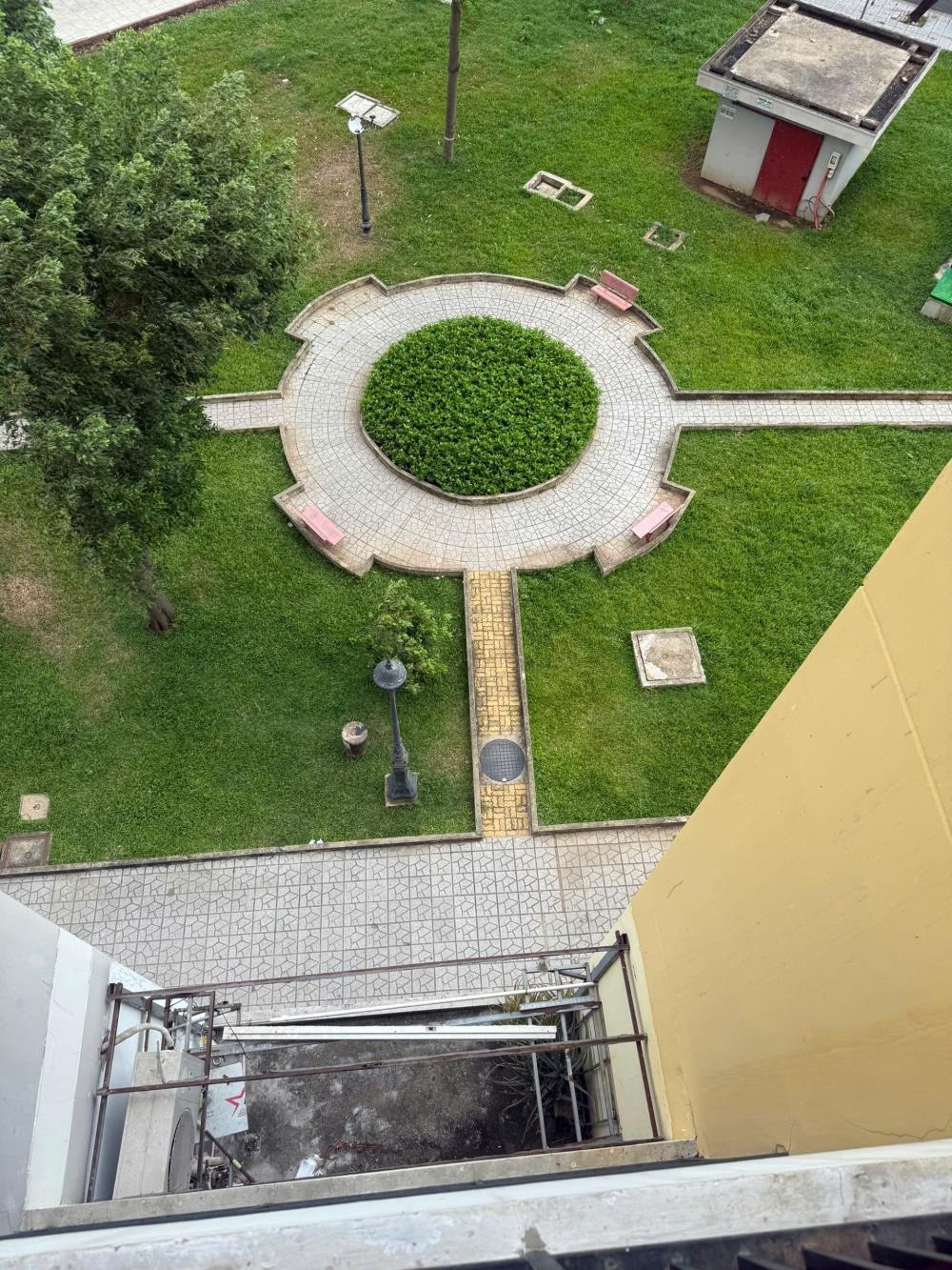 Bán Căn Hộ 2 Phòng Ngủ, View Công Viên, Gần Khu Công Nghệ Cao Quận 9 - Giá 2.7 Tỷ