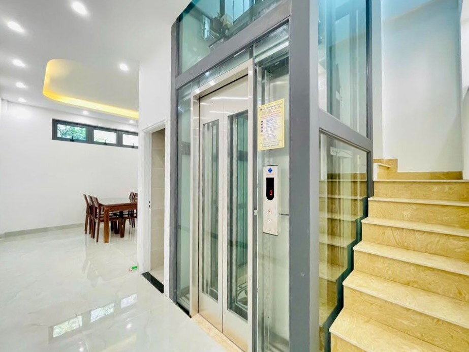 🏠 Nhà Phố Đẹp - 60m² x 6 Tầng - Thang Máy - Gara - Đền Lừ - Giá Tốt