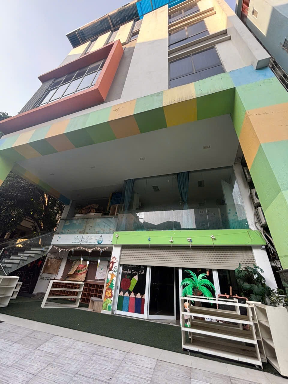 Cho Thuê Nhà 6 Tầng, Mặt Tiền Trương Định, Hai Bà Trưng - Giá 20tr/tầng