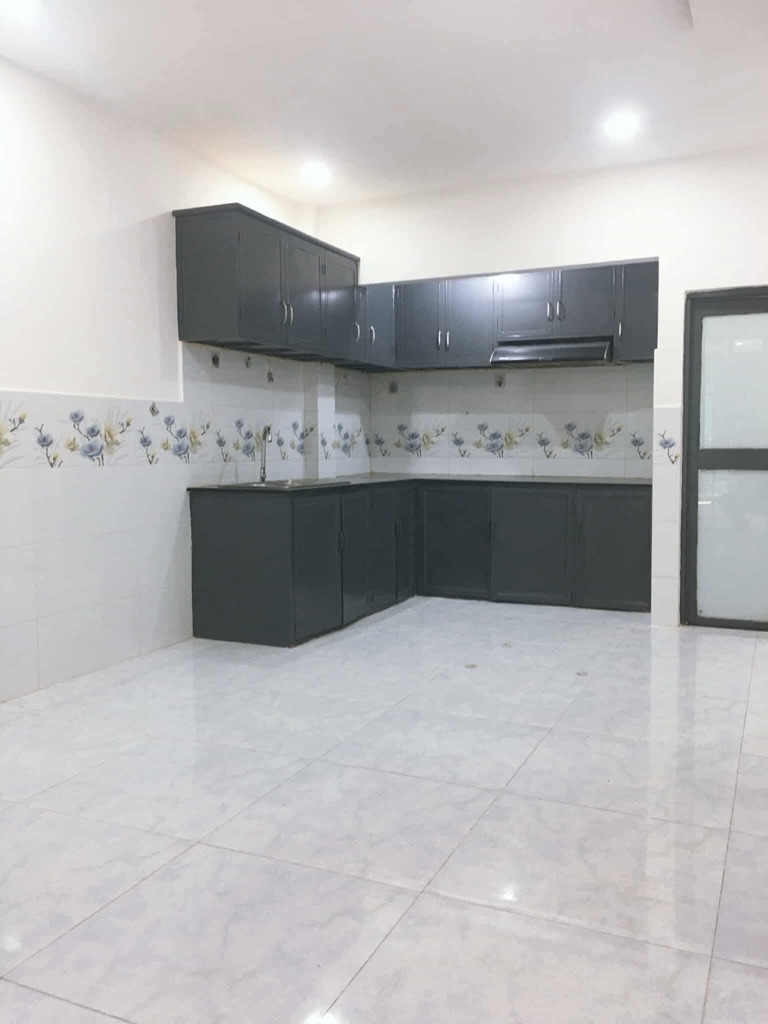 Bán Nhà Gò Xoài Bình Tân: 2 Tầng, Hẻm Xe Tải, Giá 5.2 Tỷ