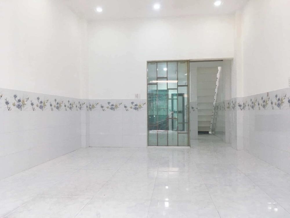 Bán Nhà Gò Xoài Bình Tân: 2 Tầng, Hẻm Xe Tải, Giá 5.2 Tỷ
