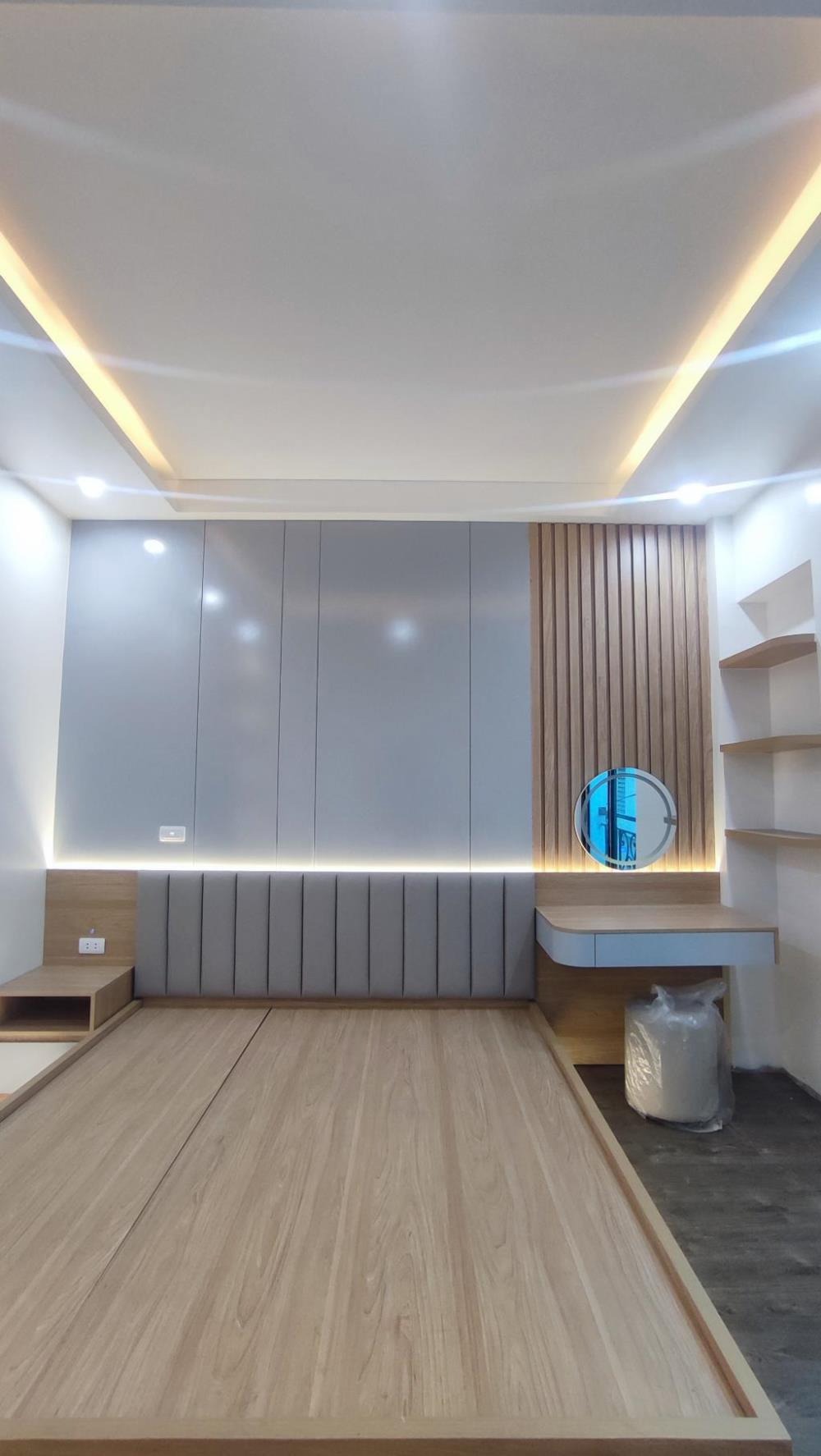 Chính chủ bán nhà 5 tầng, gần chợ Mậu Lương, Hà Đông - KD tốt, đầy đủ tiện ích
