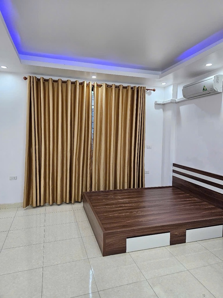 Bán nhà 5 tầng full nội thất Hà Đông - Vị trí đẹp, kinh doanh tốt