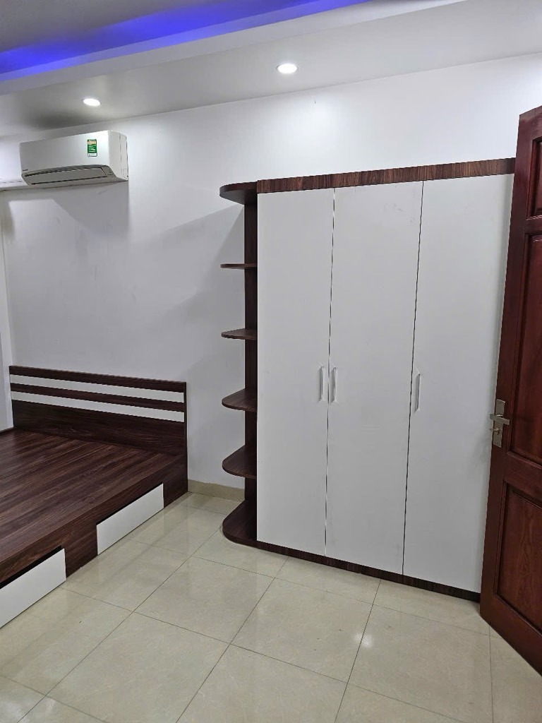 Bán nhà 5 tầng full nội thất Hà Đông - Vị trí đẹp, kinh doanh tốt