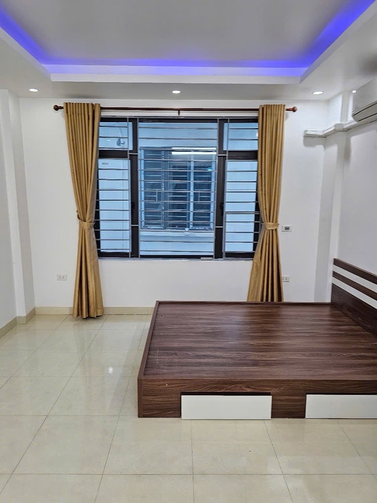 Bán nhà 5 tầng full nội thất Hà Đông - Vị trí đẹp, kinh doanh tốt
