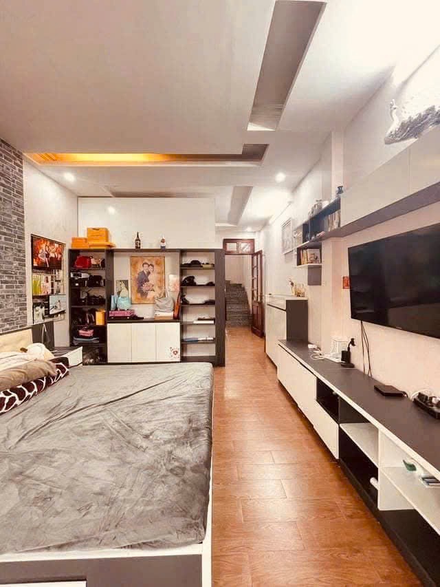 Nhà phố Thanh Xuân hơn 9 tỷ - 54m2, 4 tầng, ô tô vào nhà