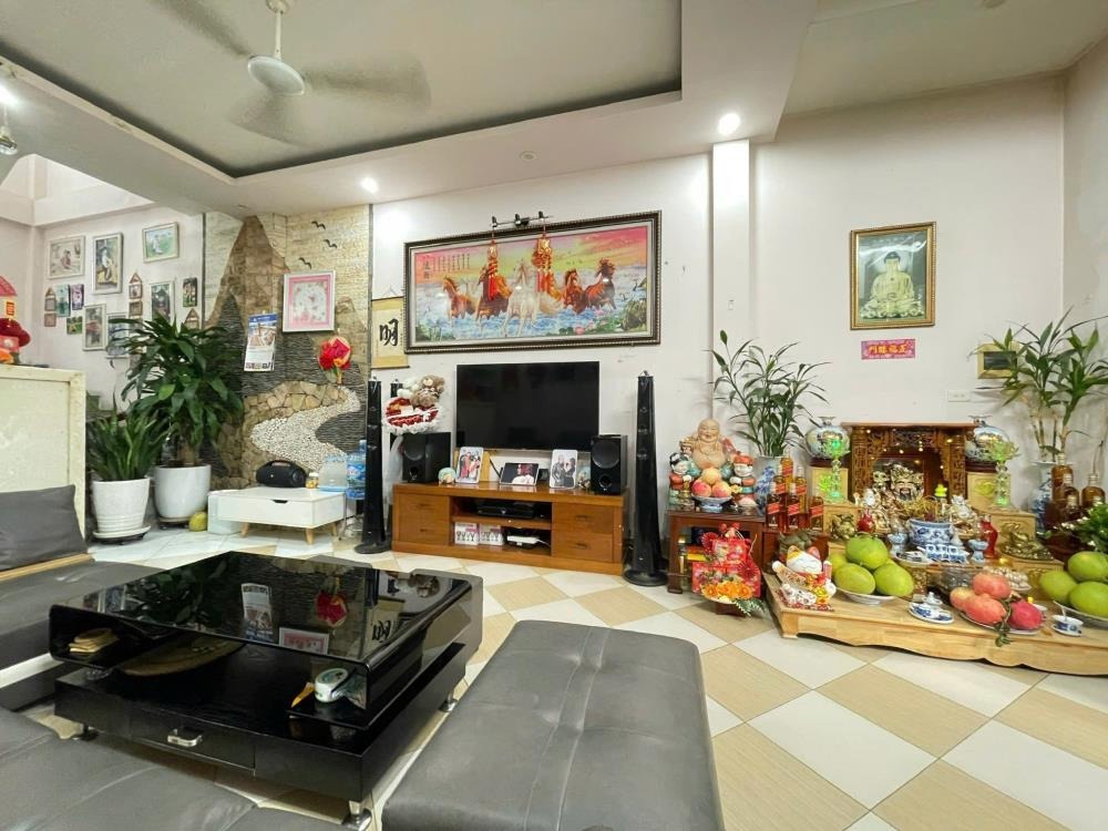 Nhà phố Thanh Xuân hơn 9 tỷ - 54m2, 4 tầng, ô tô vào nhà
