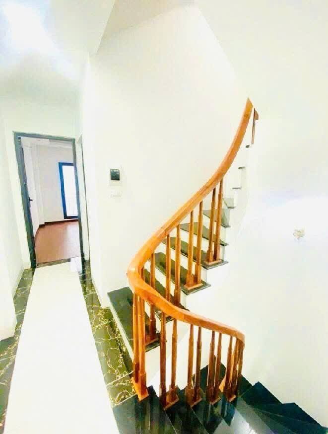 Nhà 5 Tầng Phố Ngũ Nhạc Hoàng Mai - Giá 7.68 Tỷ TL - Cho Thuê 25 Triệu/Tháng