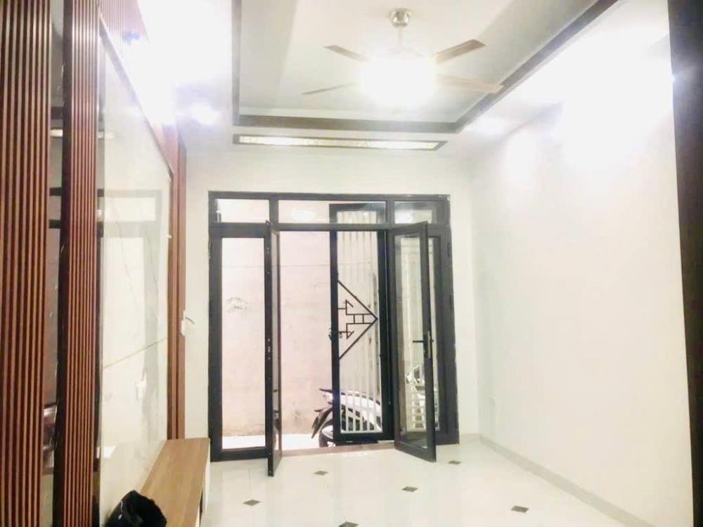 Nhà 5 Tầng Phố Ngũ Nhạc Hoàng Mai - Giá 7.68 Tỷ TL - Cho Thuê 25 Triệu/Tháng
