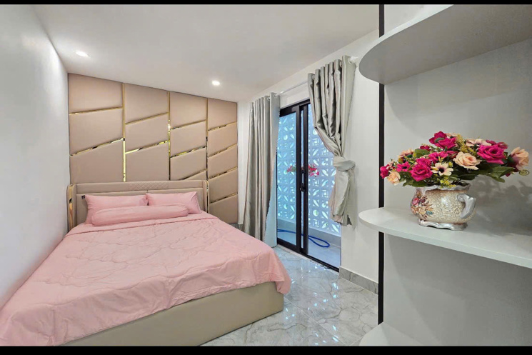 + Lê Kim Lăng, Trung Tâm Cẩm lệ, nhà 2,5 tầng, đường 7,5m lề 10m, gần lê đại hành và sân bay