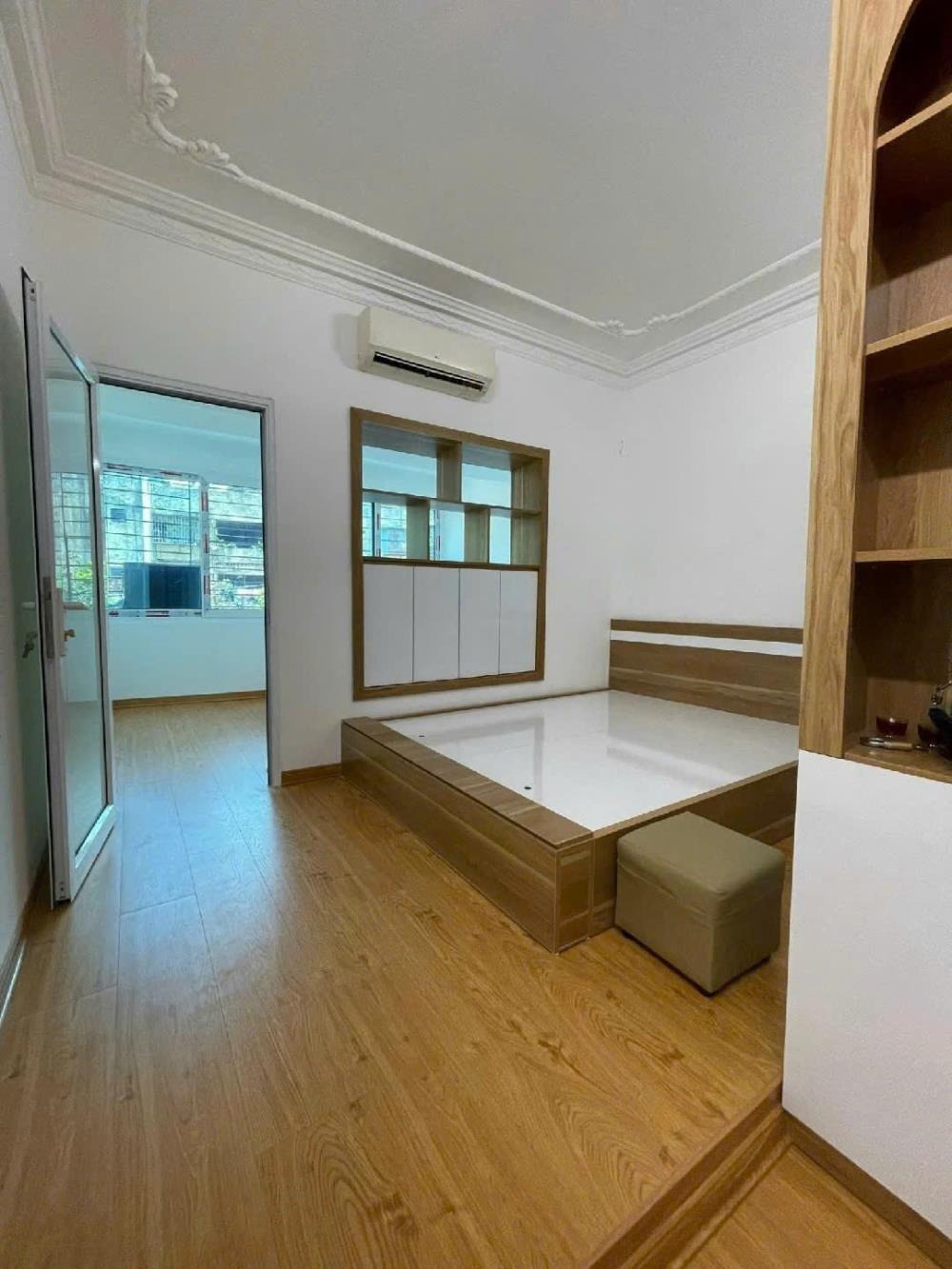 Bán Nhà Tập Thể Phương Mai - Đống Đa: 2PN, 1Khách, Giá 3.45 Tỷ