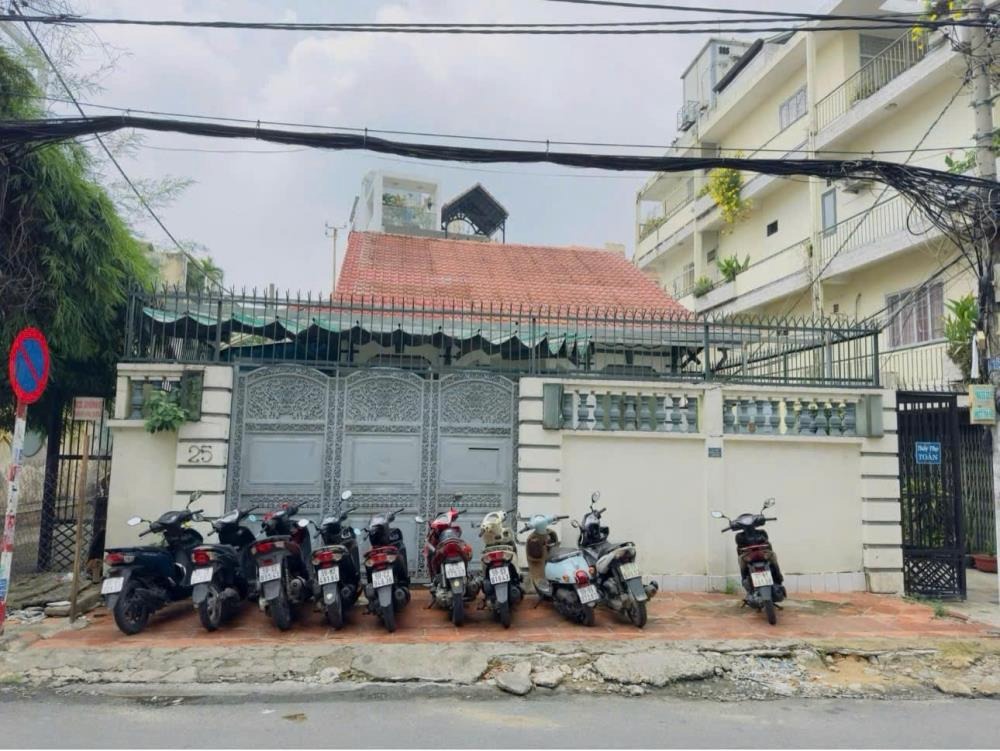 Bán nhà góc 4 mặt tiền Bình Thạnh: 205m2, 45 tỷ - Vị trí trung tâm, tiềm năng lớn