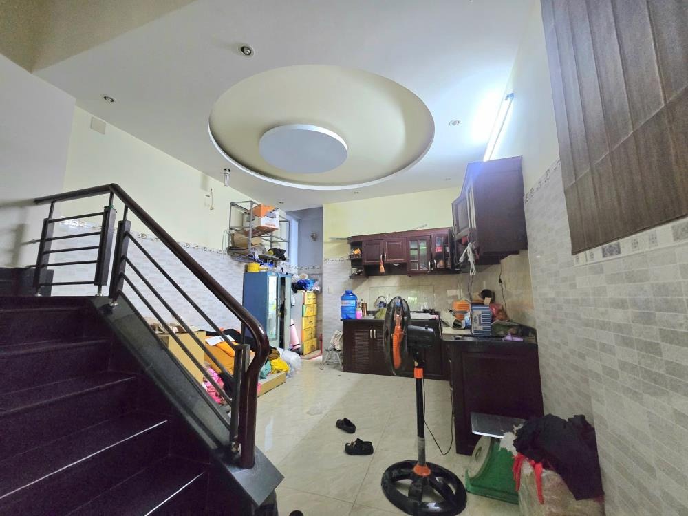 Bán Nhà Hẻm 4m Hoàng Văn Thụ, P4, Tân Bình - 57m2, Đúc 1 Trệt 3 Lầu - 8.9 Tỷ