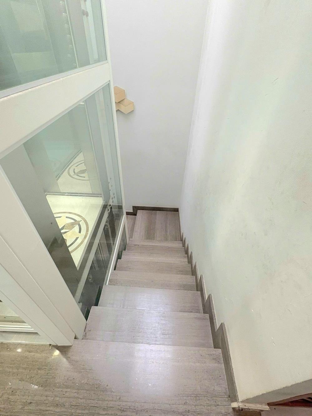 Bán Nhà Mặt Tiền Kinh Doanh Lạc Long Quân, Tân Bình - Giá 19 Tỷ