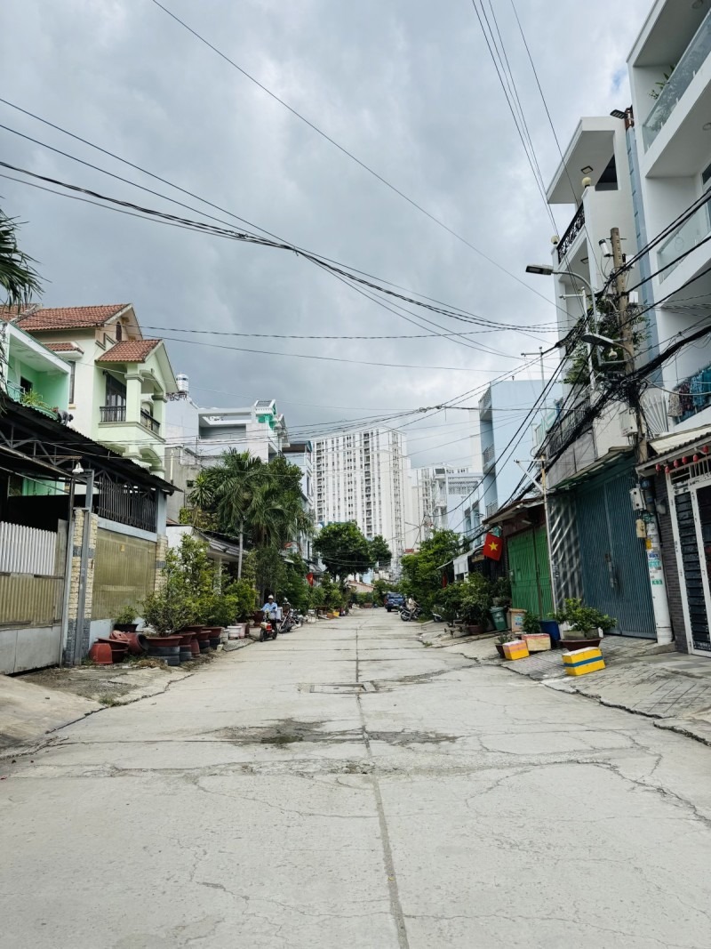 Bán Nhà Bình Tân 84m2, 1 Trệt 1 Lầu, Vị Trí Đẹp - Giá 7.15 Tỷ