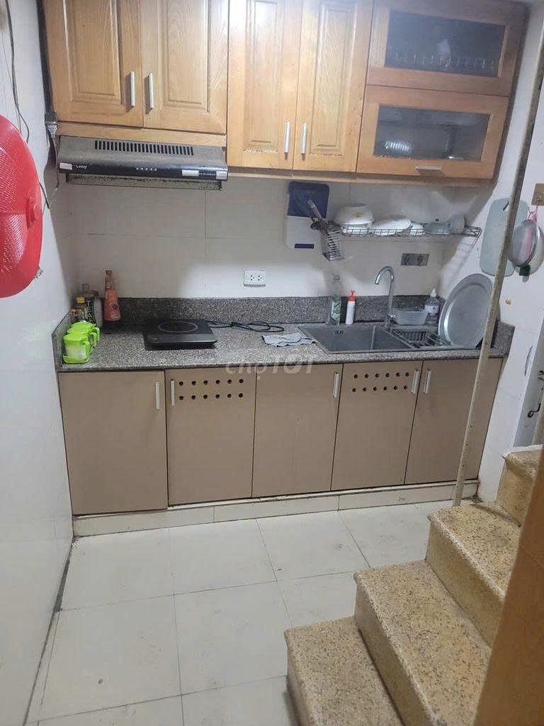 Cho Thuê Nhà 4 Tầng, Lê Duẩn, Đống Đa - Giá 10 Triệu/Tháng