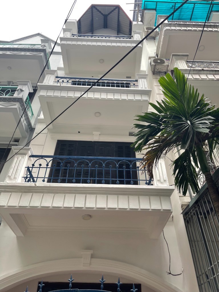 🏡 Nhà đẹp Mỹ Đình - 61m², 4 Tầng, Ô Tô Đỗ Cửa, Giá 14.2 Tỷ