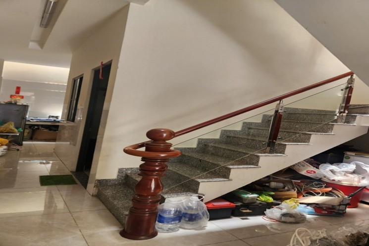 NHÀ HẺM XE HƠI NGAY VÕ VĂN HÁT - BTCT 3 TẦNG 60M2 (4X15M) - NGAY ĐH TÀI CHÍNH MARKETING - LONG